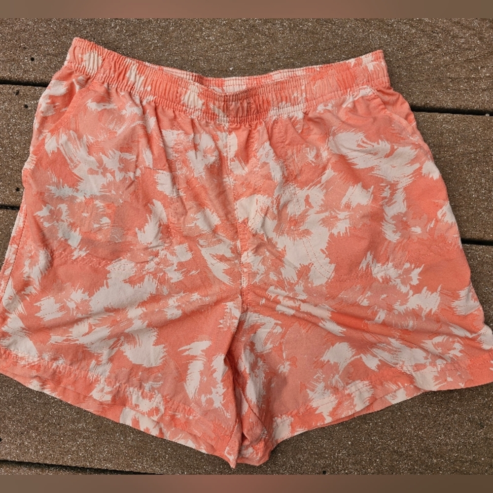 Columbia Walnut River Coral Printed Women’s Shorts with Pockets Medium